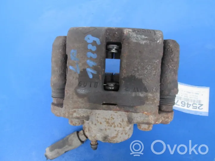 Renault Thalia I Caliper de freno delantero 