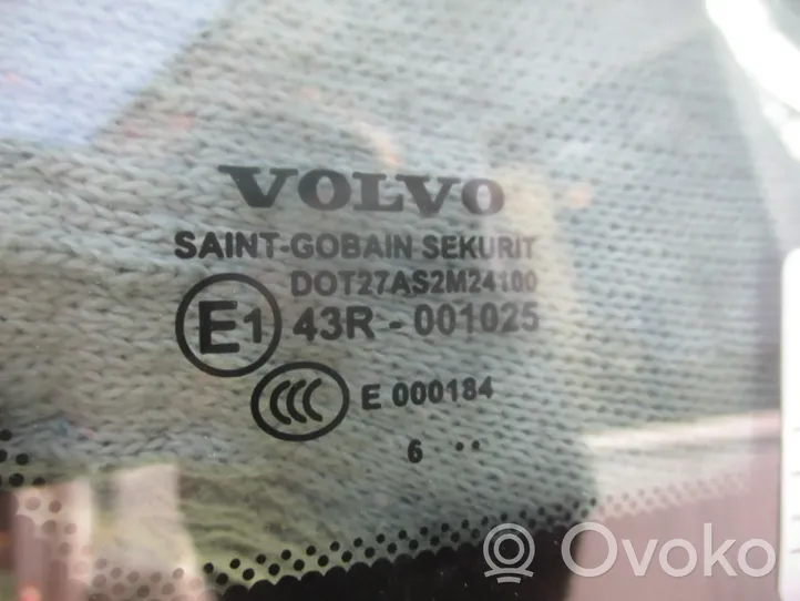Volvo S40 Galinis šoninis kėbulo stiklas 