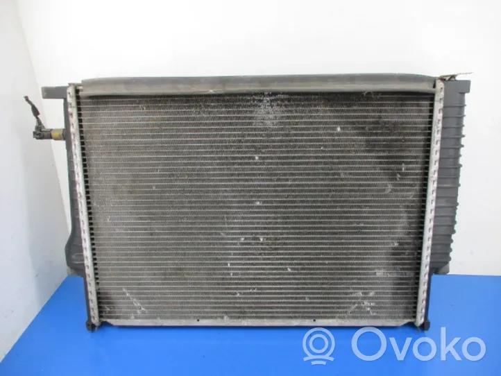 BMW 7 E32 Coolant radiator 1723464