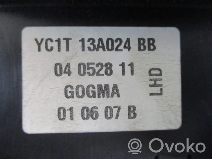 Ford Transit Kiti prietaisai YC1T13A024BB
