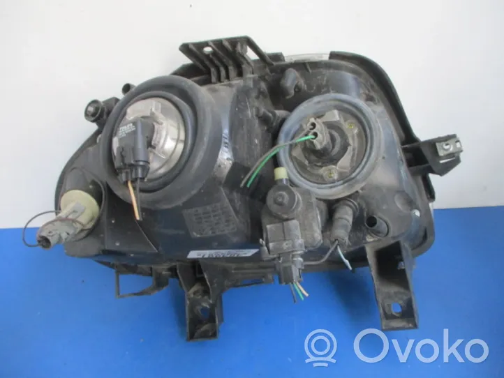 Renault Clio II Lampa przednia 