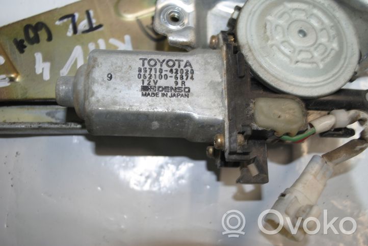 Toyota RAV 4 (XA10) Elektryczny podnośnik szyby drzwi tylnych 8571042020