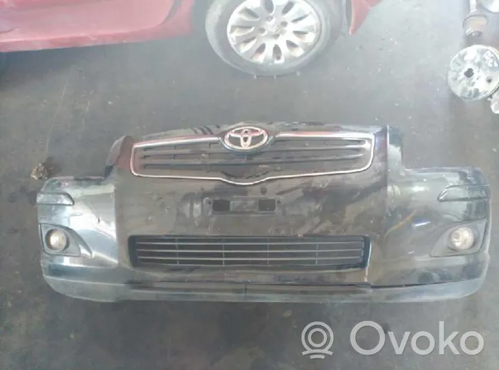 Toyota Corolla E110 Zderzak przedni 