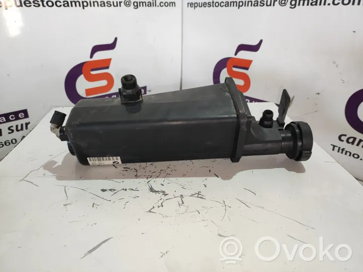 BMW 3 E46 Vaso di espansione carburante 7787039