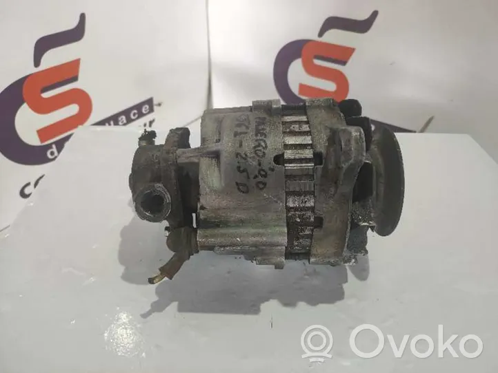 Mitsubishi Montero Generatore/alternatore 