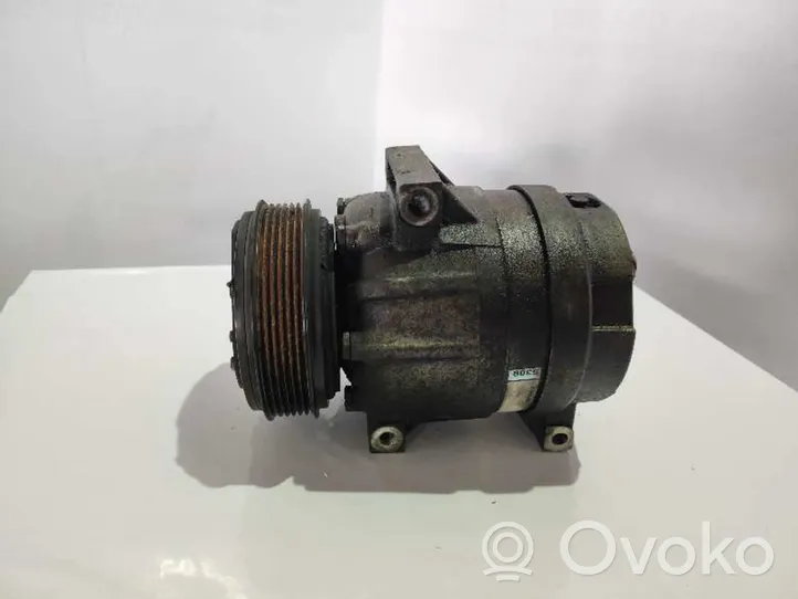 Opel Vivaro Air conditioning (A/C) compressor (pump) 7700105765