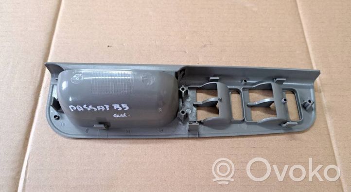 Volkswagen PASSAT B5 Front door window switch trim 3B1867171E