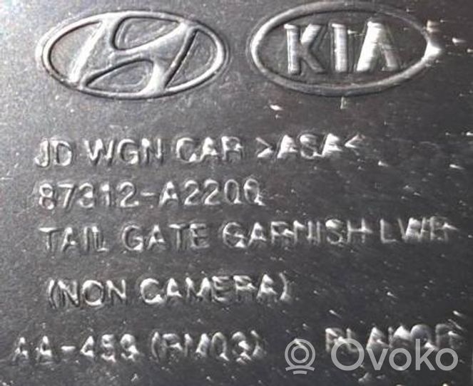 KIA Ceed Barra luminosa targa del portellone del bagagliaio 87312-A2200