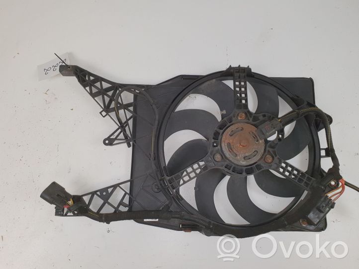 Opel Corsa D Ventilatore di raffreddamento elettrico del radiatore 