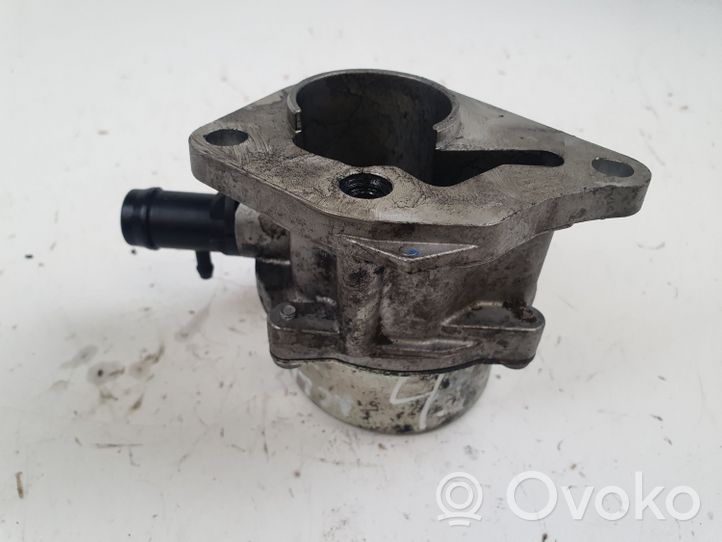 Mercedes-Benz A W176 Alipainepumppu 705641000