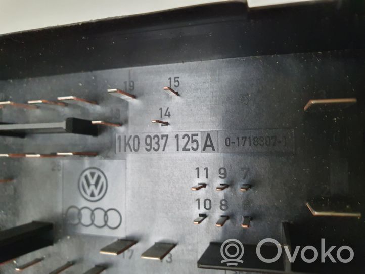 Volkswagen Golf V Moottorinohjausyksikön sarja ja lukkosarja 03C906056EM
