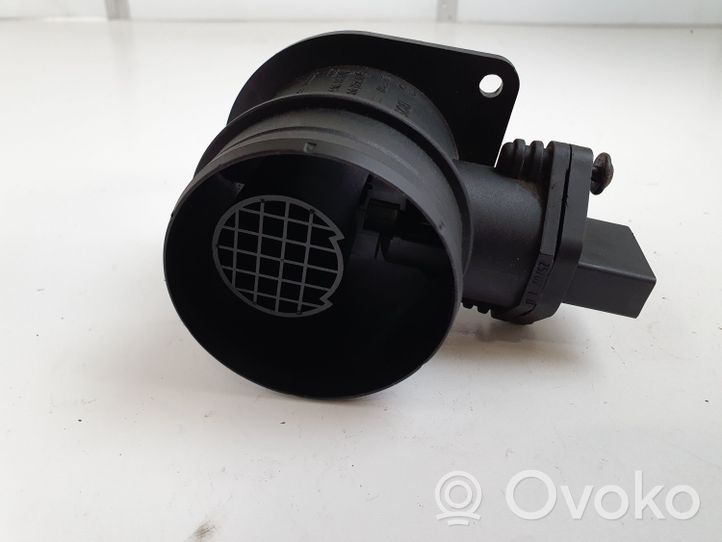 Audi A4 S4 B6 8E 8H Przepływomierz masowy powietrza MAF 0281002531