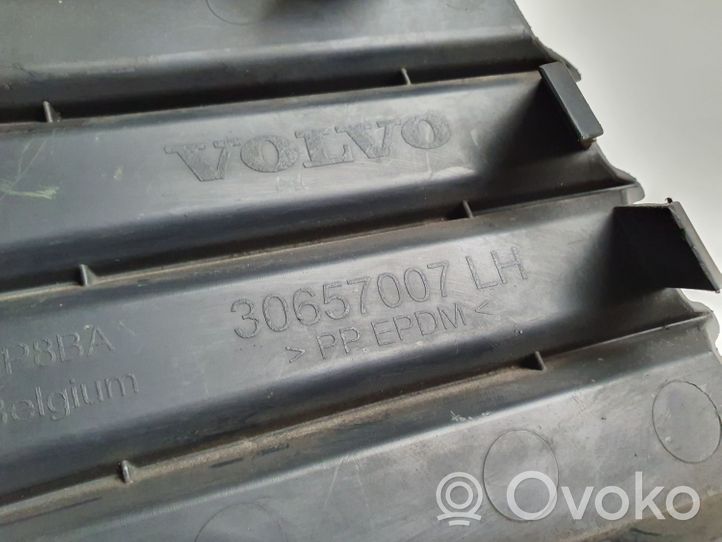 Volvo S40 Priešrūkinio žibinto apdaila/ grotelės 
