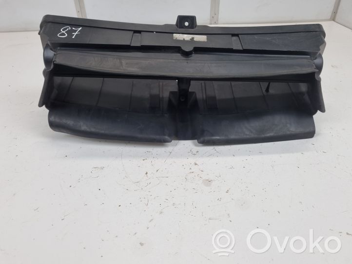 BMW 1 E81 E87 Canale guida dell’aria dell’intercooler 