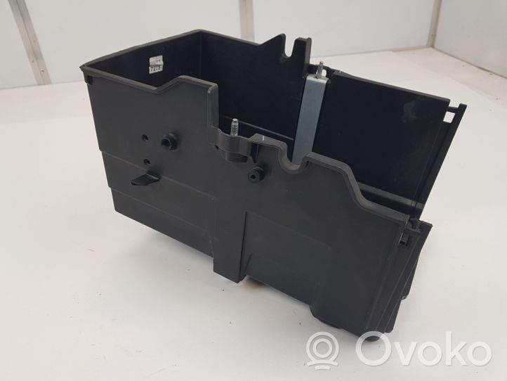 Ford Focus ST Vassoio scatola della batteria 