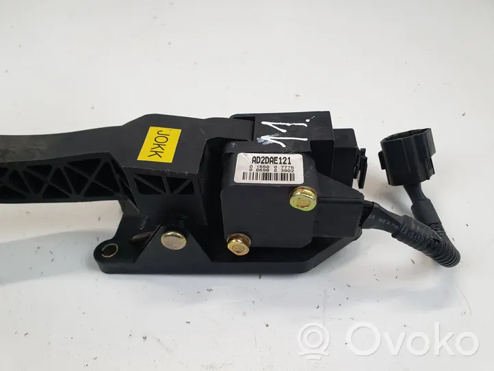 KIA Carens I Accelerator throttle pedal 