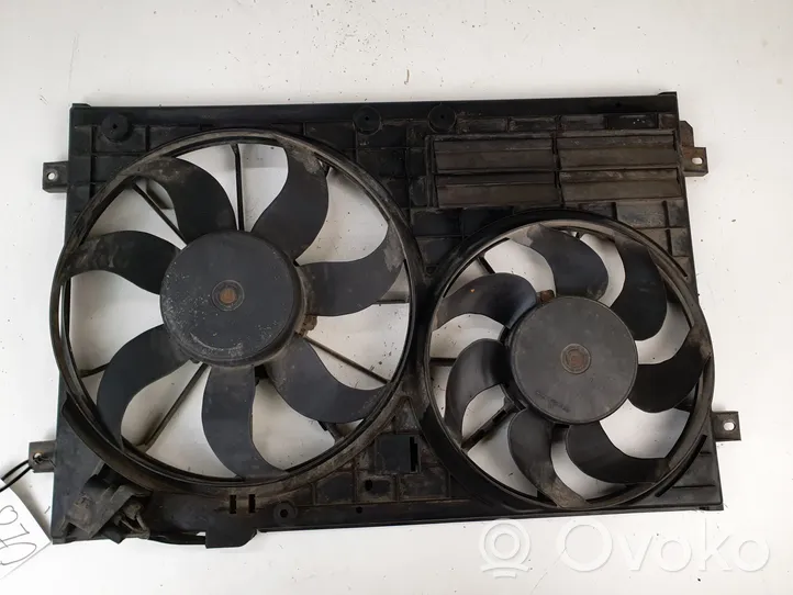 Volkswagen PASSAT B6 Electric radiator cooling fan 