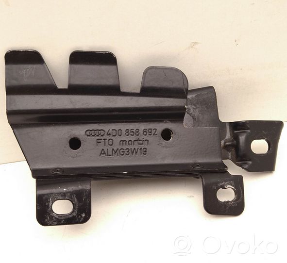 Audi A8 S8 D2 4D Support de fixation de coffre/hayon 