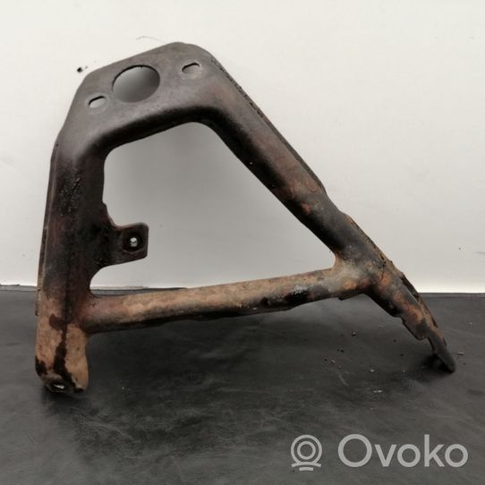 Mercedes-Benz E W211 Engine mounting bracket A6110981729