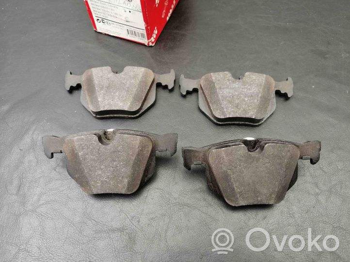 BMW 7 E65 E66 Plaquettes de frein arrière 34216753850