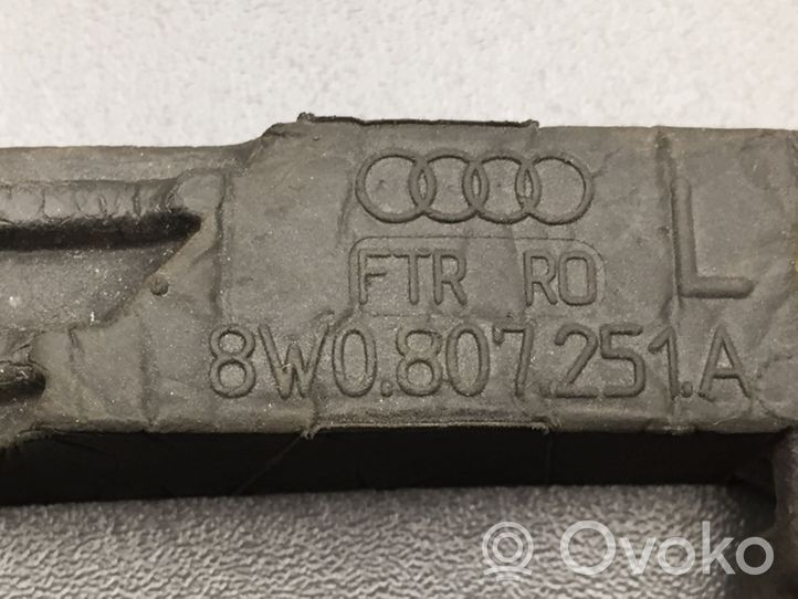 Audi A4 S4 B9 Absorber zderzaka tylnego 8W0807251A