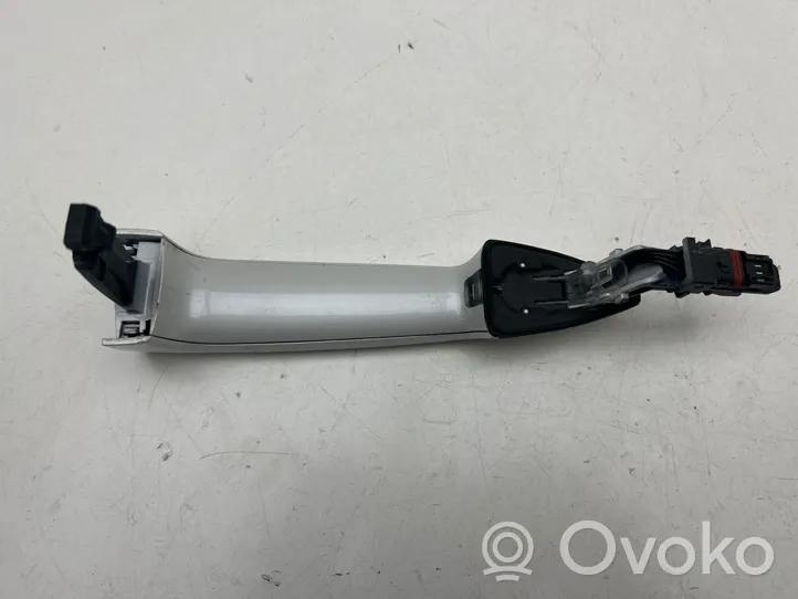 BMW 5 G30 G31 Klamka zewnętrzna drzwi przednich 7422119