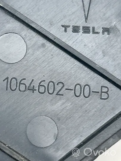 Tesla Model S Garniture d'essuie-glace 106460200B