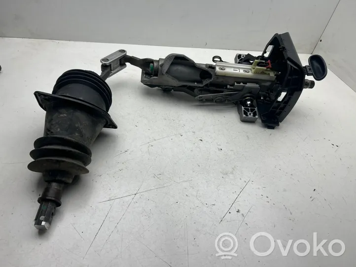 Mercedes-Benz E W211 Gruppo asse del volante A2114602816