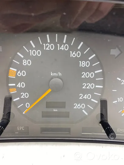 Mercedes-Benz S W220 Geschwindigkeitsmesser Cockpit 1404405611
