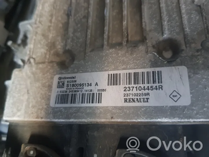Dacia Lodgy Calculateur moteur ECU S180095134A