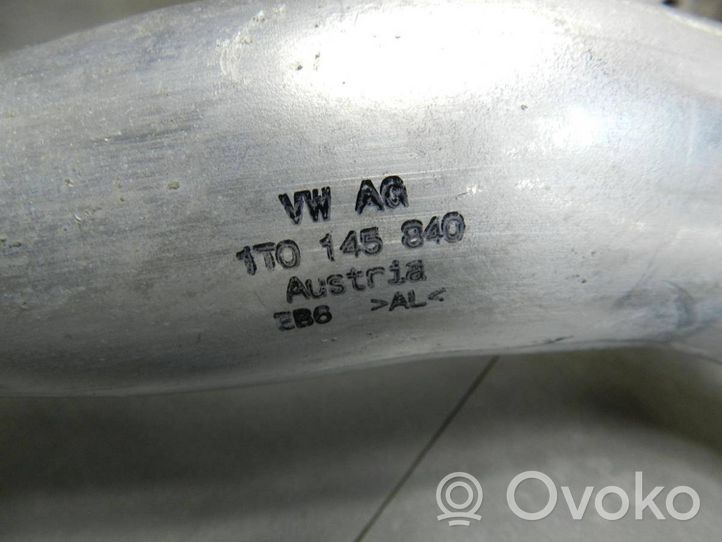 Volkswagen Eos Wąż / Rura intercoolera 1T0145840