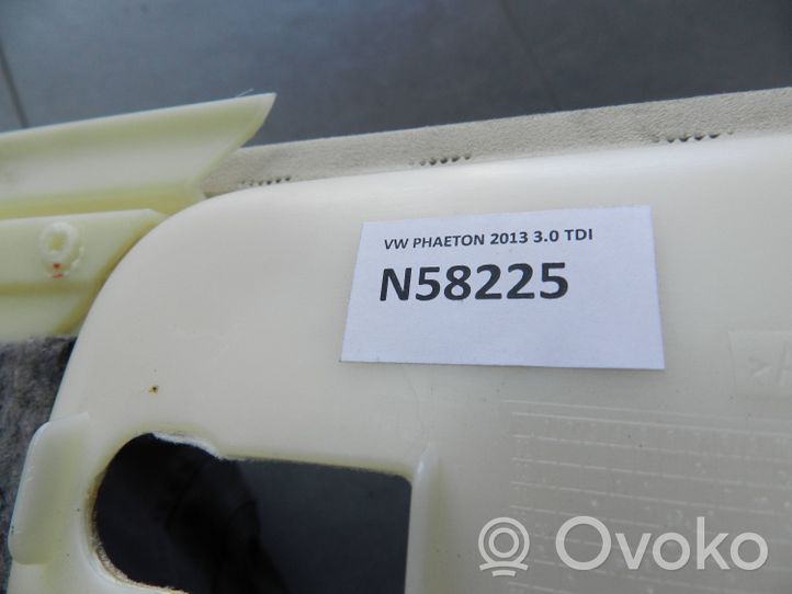 Volkswagen Phaeton C-pilarin verhoilu 3D7867287