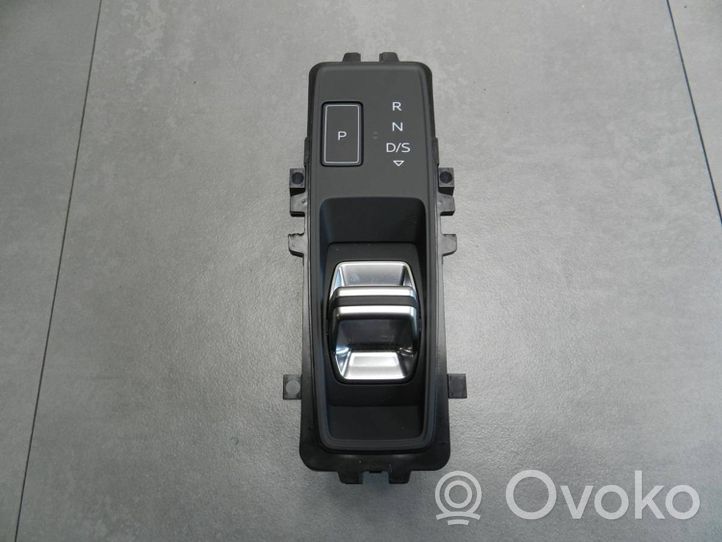 Audi A3 8Y Pavarų perjungimo mechanizmas (dėžėje) 8Y0713059B