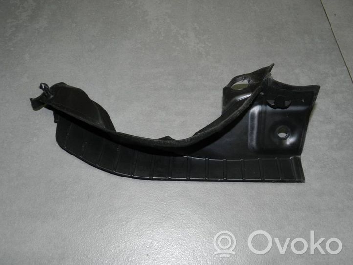 Audi A3 8Y Radiateur panneau supérieur d'admission d'air 8Y0805233