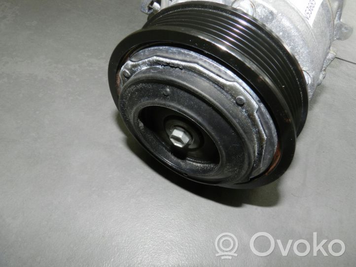 BMW 1 F20 F21 Ilmastointilaitteen kompressorin pumppu (A/C) 9299328