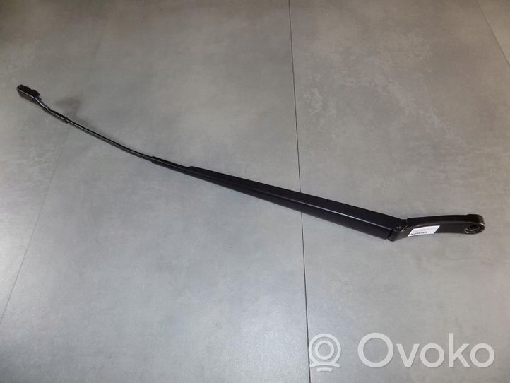 Volkswagen Golf Sportsvan Front wiper blade arm 517955410A