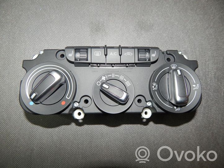 Audi Q3 8U Climate control unit 8U0820047C