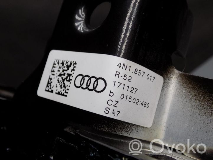 Audi A8 S8 D5 Traverse de tableau de bord 4N1857017