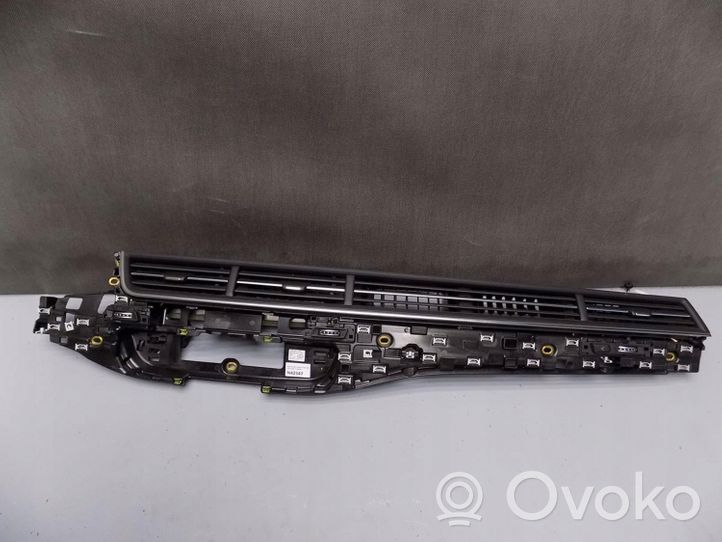 Audi Q7 4M Dash center air vent grill 4M1820902L