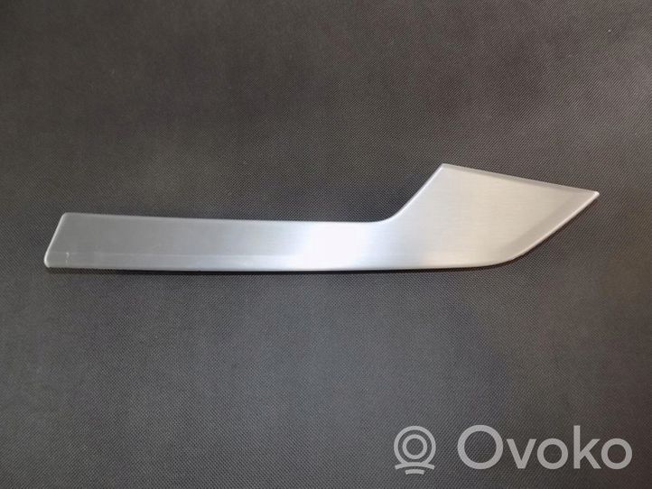 Audi A5 Baguette moulure de porte arrière 8W0867420