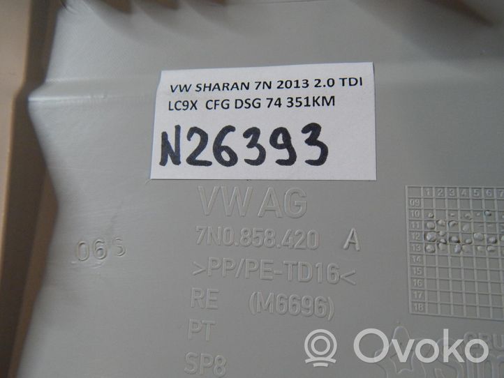Volkswagen Sharan Osłona środkowa słupka / C 7N0858420A