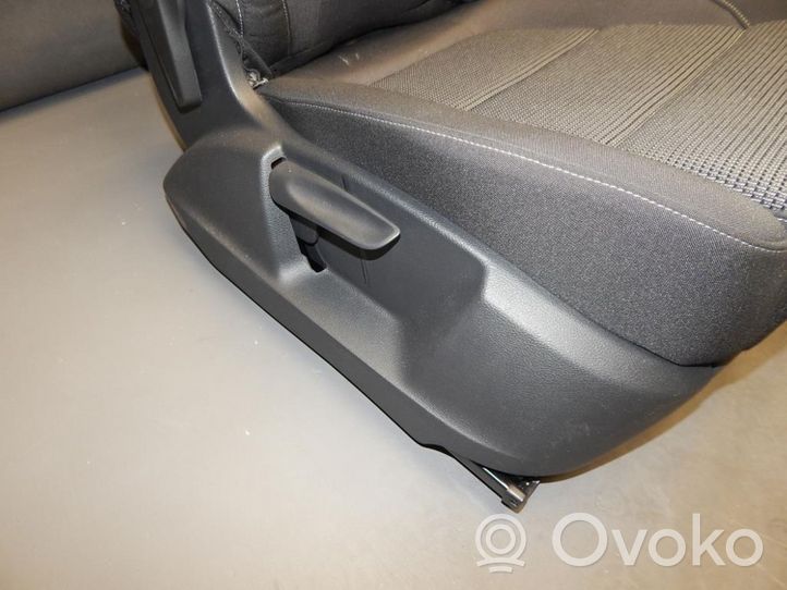 Volkswagen Sharan Front passenger seat 