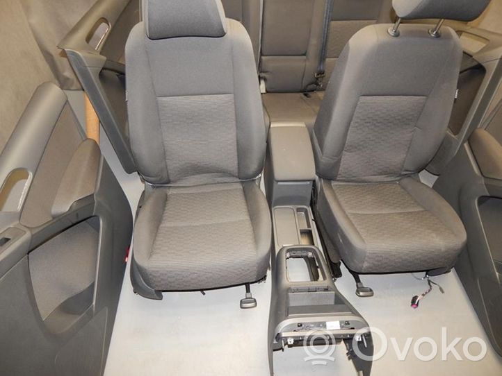 Volkswagen Tiguan Juego interior 