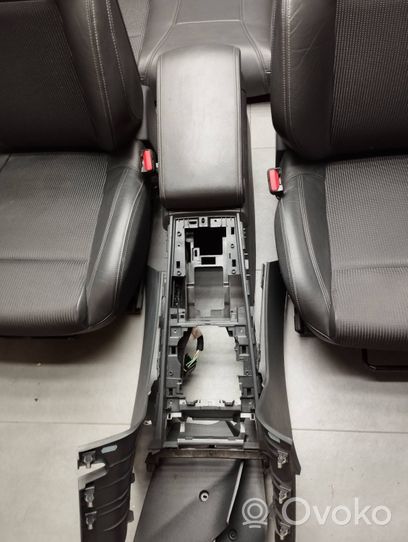 Peugeot 508 Seat set 