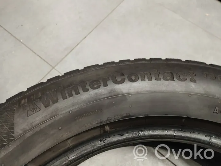 Audi Q7 4M R19 winter tire 