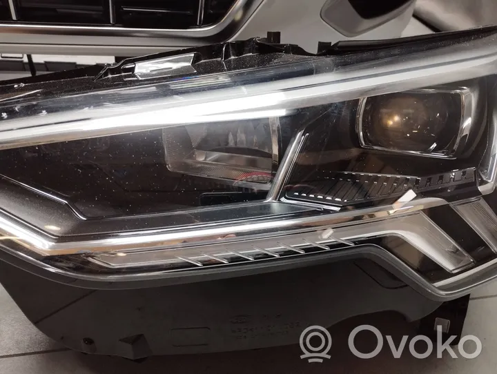 Audi Q3 F3 Kompletny zestaw przedniej części nadwozia / karoserii 83A941033A