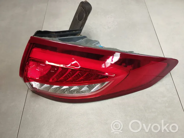 Ford Mondeo MK V Rear/tail lights JS7B13404CD