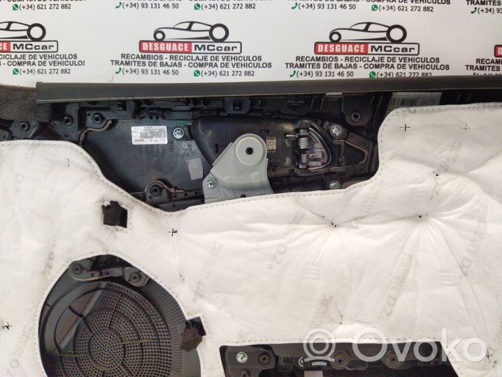 KIA Ceed Rivestimento del pannello della portiera anteriore 