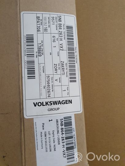 Volkswagen Tiguan Vaihteenvalitsimen kehys verhoilu muovia 5NB864263H