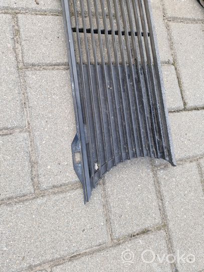 Volkswagen Golf I Front bumper upper radiator grill 171853653